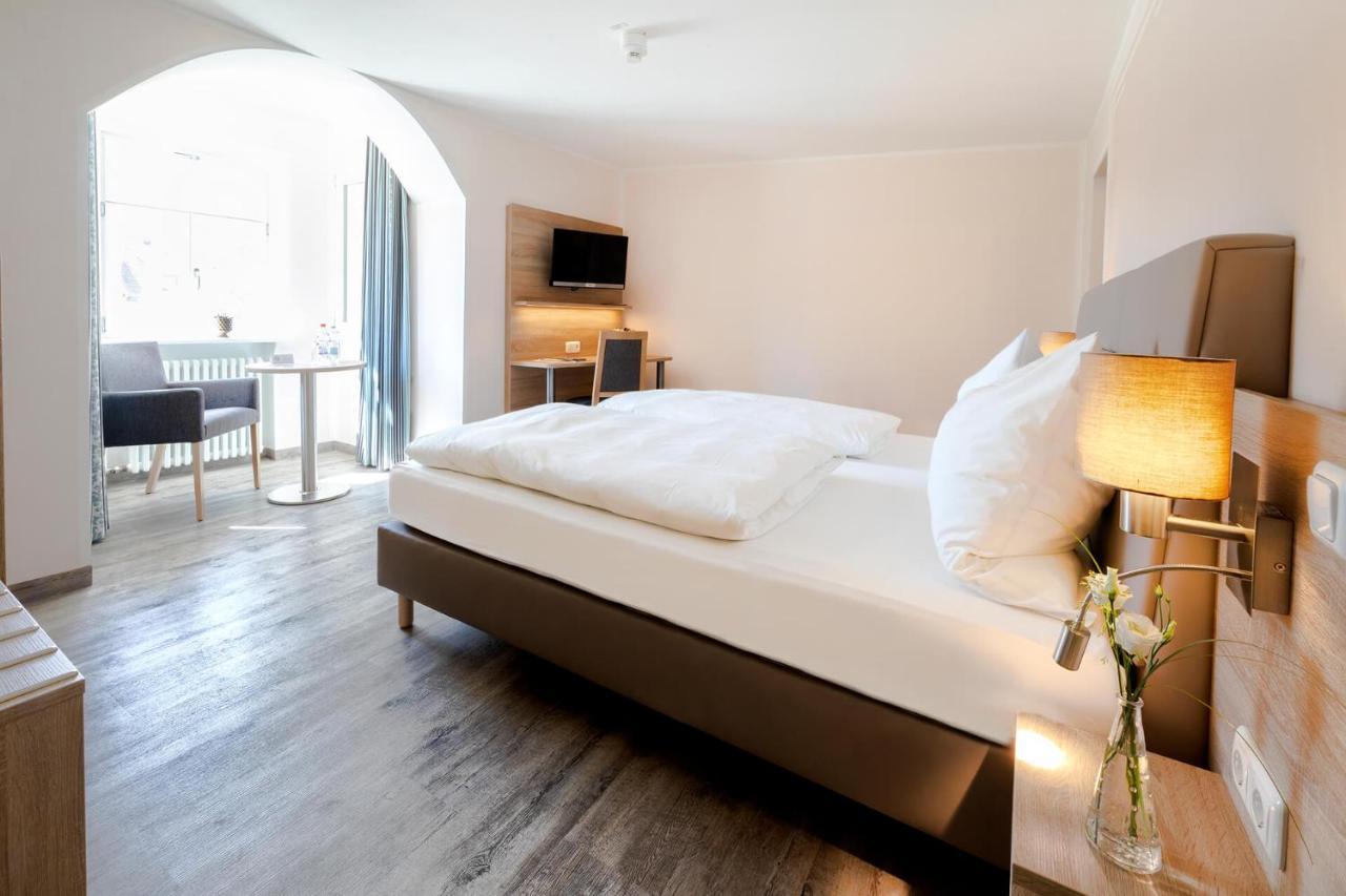 Hotelgasthof Bayerischer Hof 술바크로센베르크 외부 사진