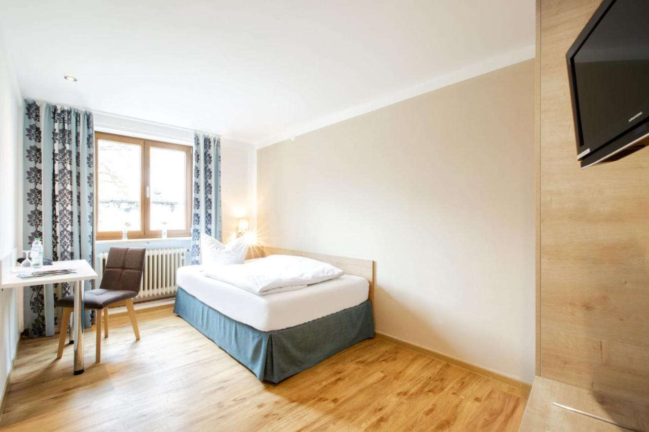 Hotelgasthof Bayerischer Hof 술바크로센베르크 외부 사진