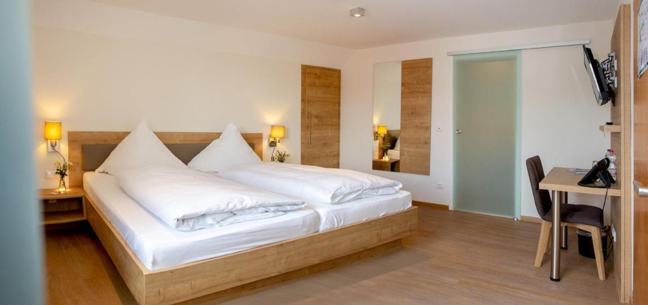 Hotelgasthof Bayerischer Hof 술바크로센베르크 외부 사진
